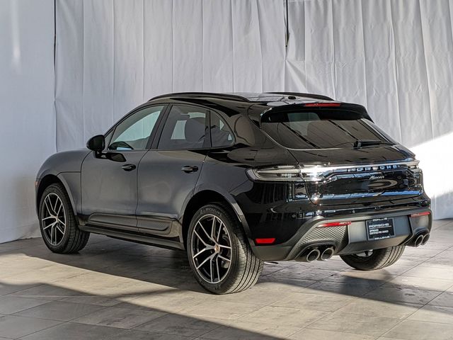 2024 Porsche Macan Base