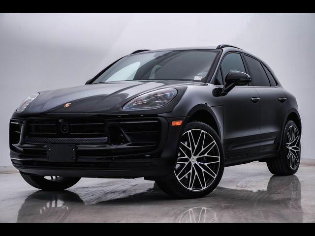 2024 Porsche Macan 