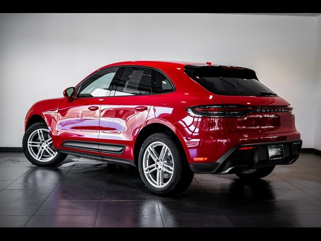 2024 Porsche Macan 