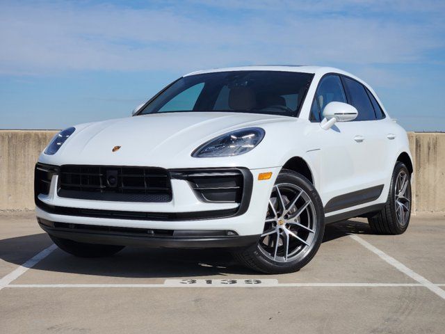 2024 Porsche Macan Base