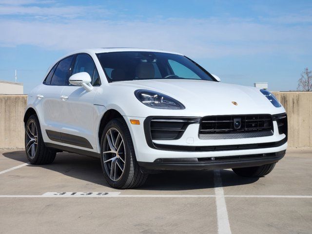 2024 Porsche Macan Base