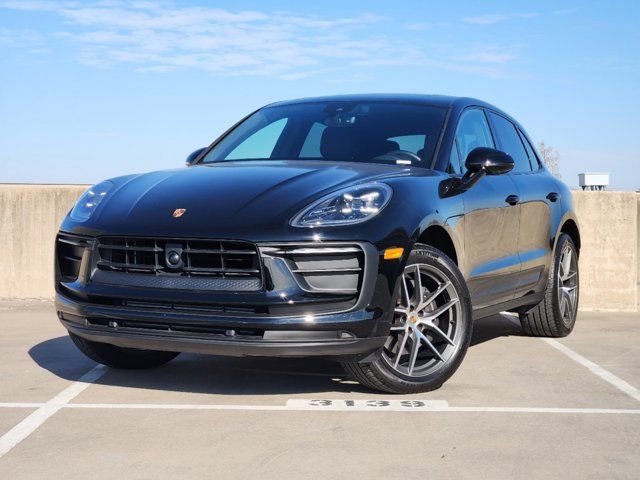 2024 Porsche Macan Base