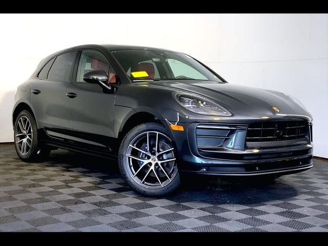 2024 Porsche Macan Base