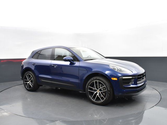 2024 Porsche Macan Base