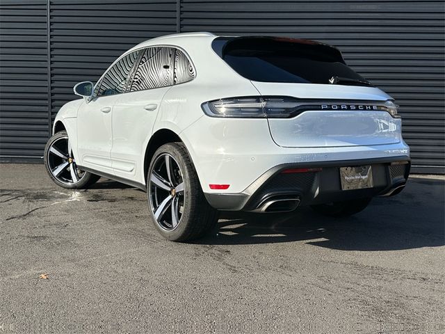 2024 Porsche Macan 