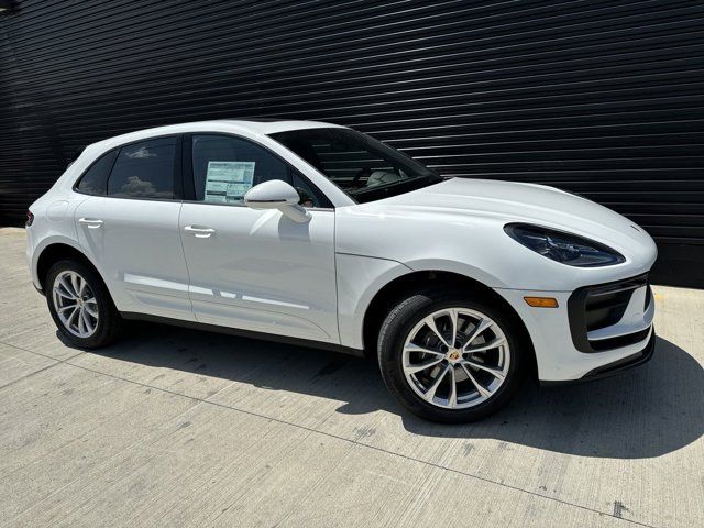 2024 Porsche Macan Base