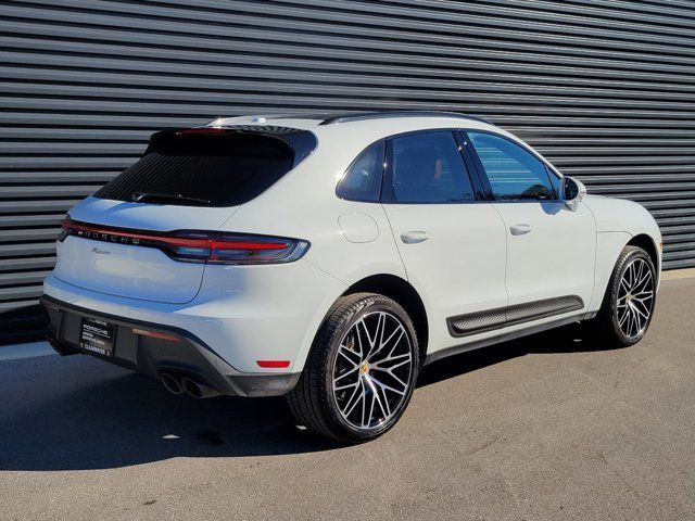 2024 Porsche Macan Base