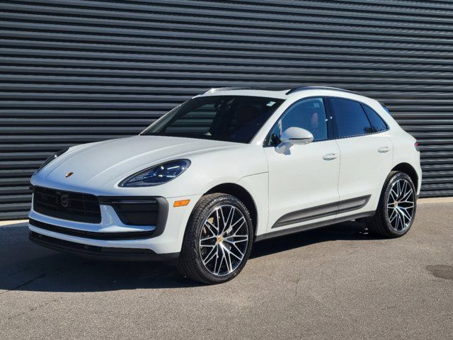 2024 Porsche Macan Base