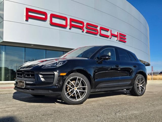 2024 Porsche Macan Base