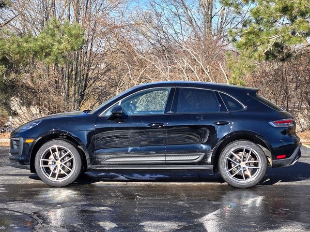 2024 Porsche Macan Base