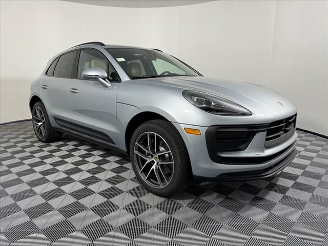 2024 Porsche Macan Base