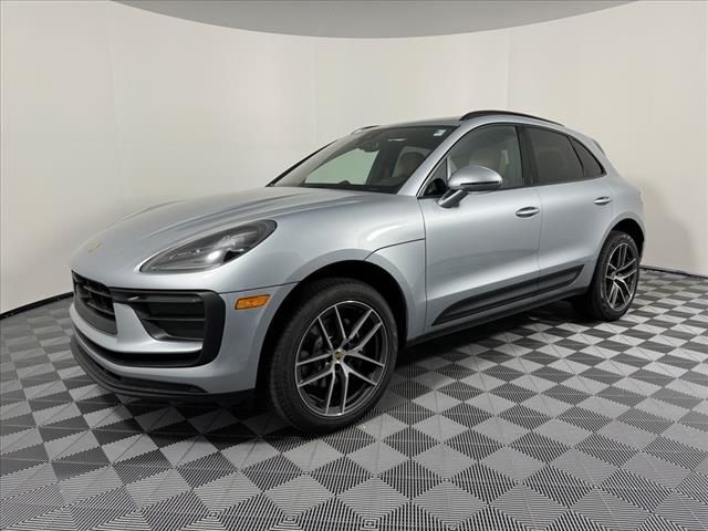 2024 Porsche Macan Base