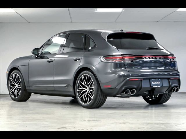 2024 Porsche Macan Base