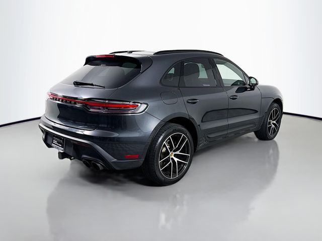 2024 Porsche Macan Base