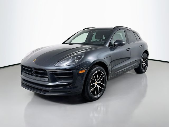 2024 Porsche Macan Base