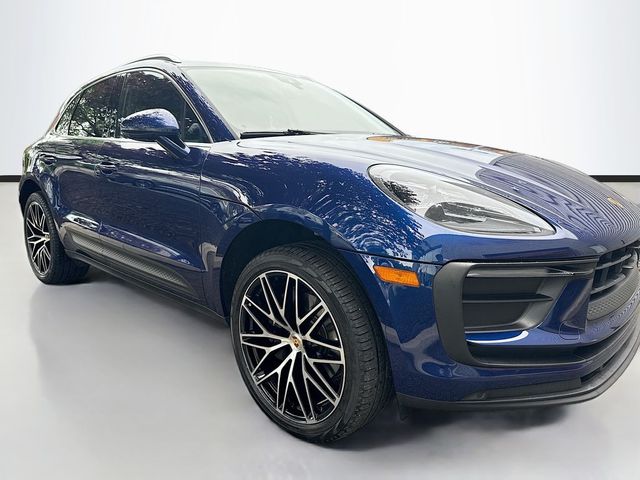 2024 Porsche Macan Base