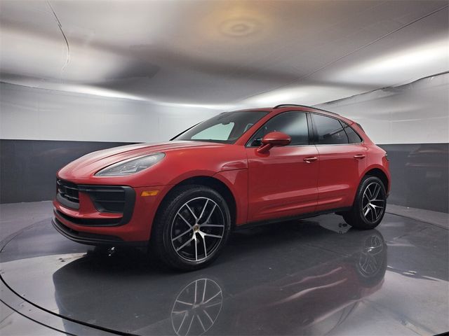 2024 Porsche Macan Base