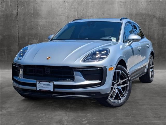 2024 Porsche Macan Base