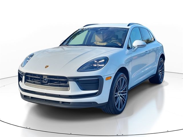 2024 Porsche Macan Base