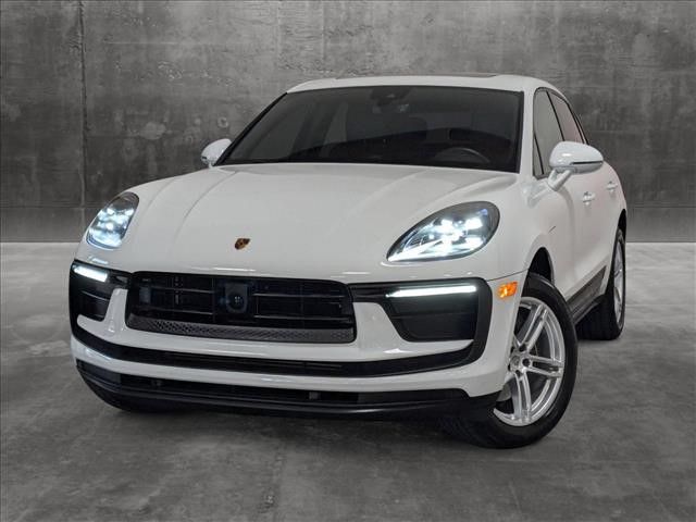 2024 Porsche Macan Base