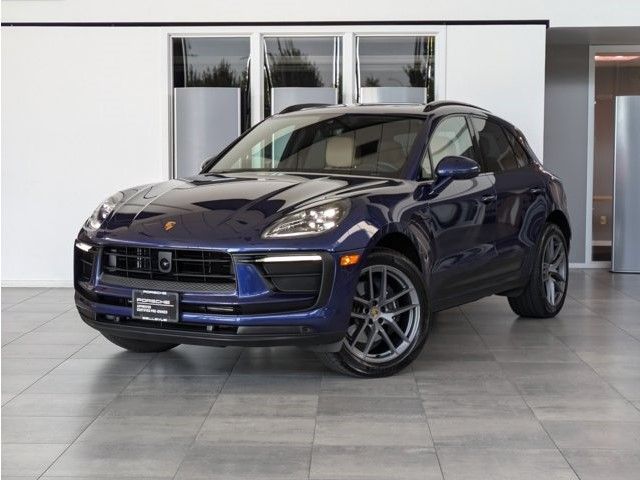 2024 Porsche Macan Base