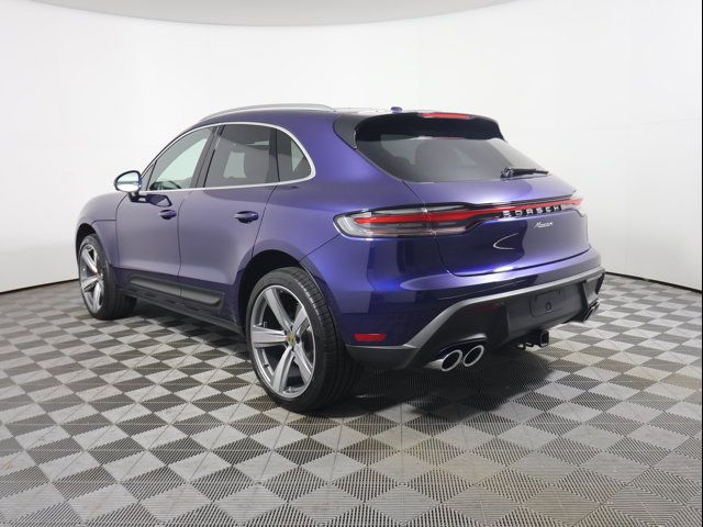 2024 Porsche Macan 