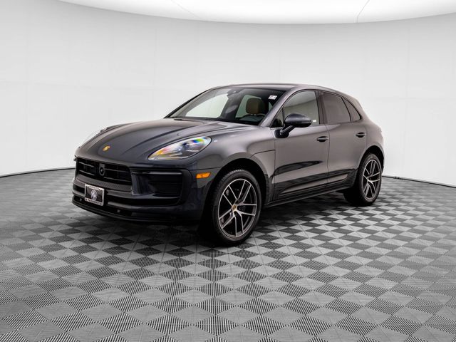 2024 Porsche Macan Base