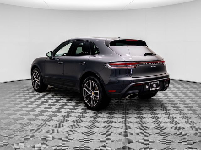 2024 Porsche Macan Base