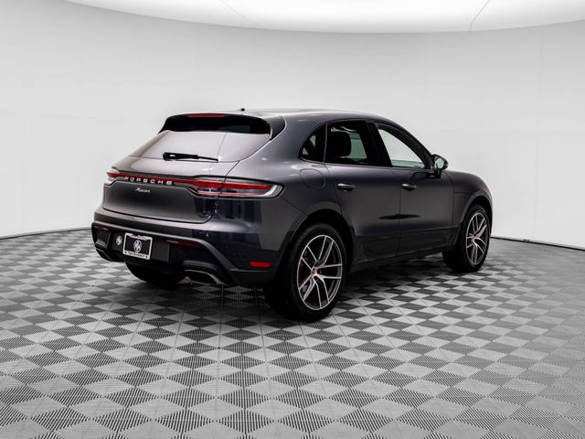 2024 Porsche Macan Base