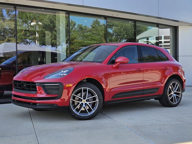 2024 Porsche Macan Base