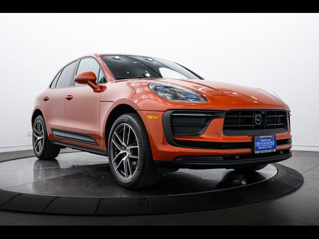 2024 Porsche Macan Base