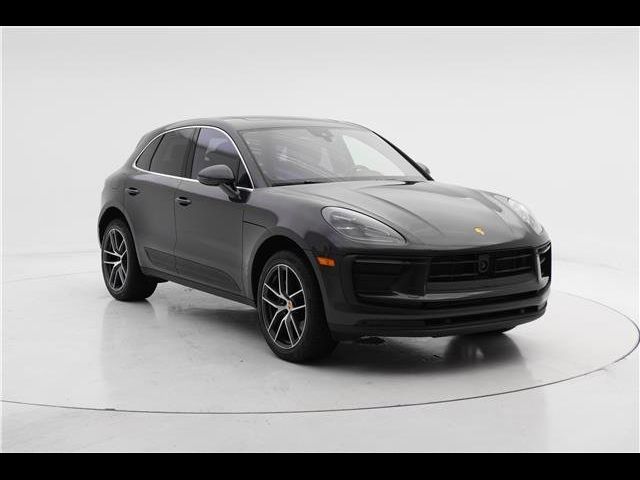 2024 Porsche Macan Base