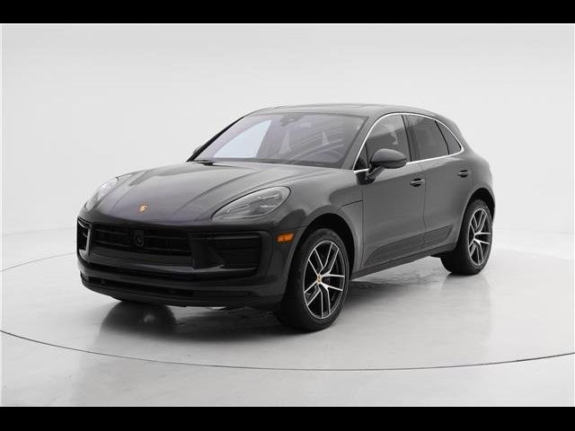 2024 Porsche Macan Base