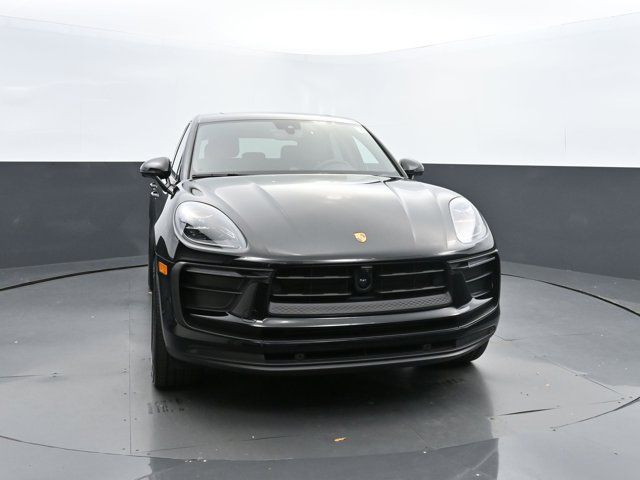 2024 Porsche Macan 