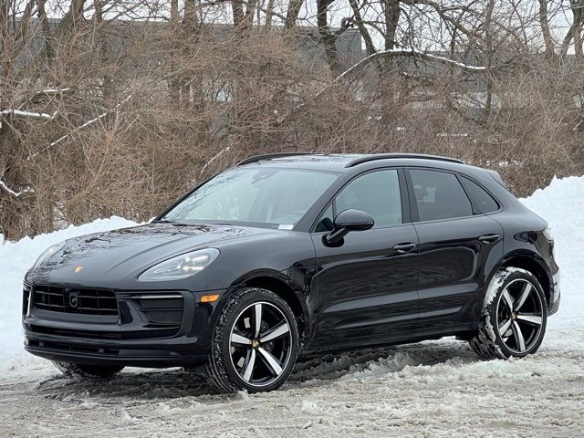 2024 Porsche Macan Base