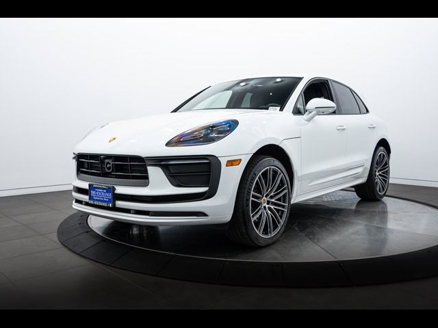 2024 Porsche Macan Base