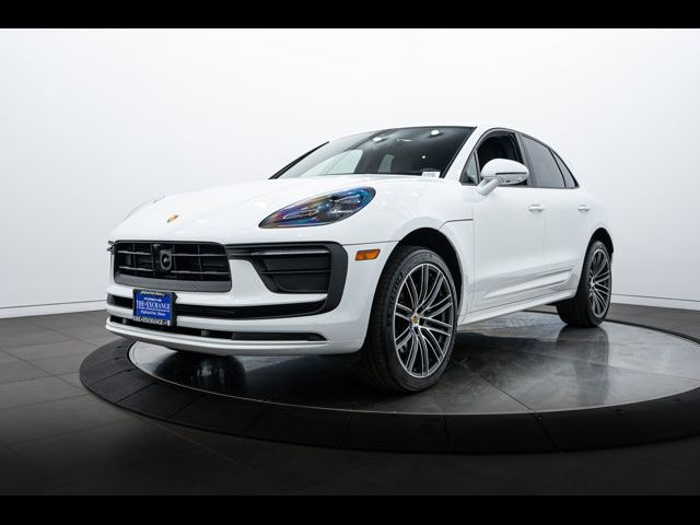 2024 Porsche Macan Base