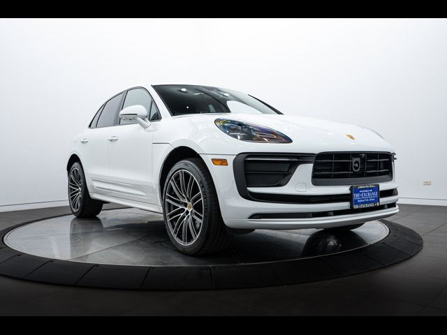 2024 Porsche Macan Base