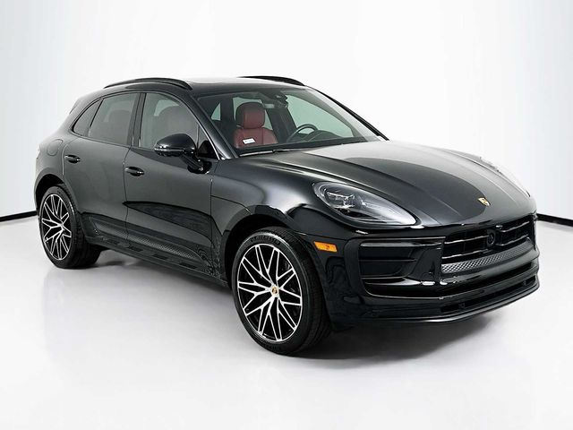 2024 Porsche Macan Base