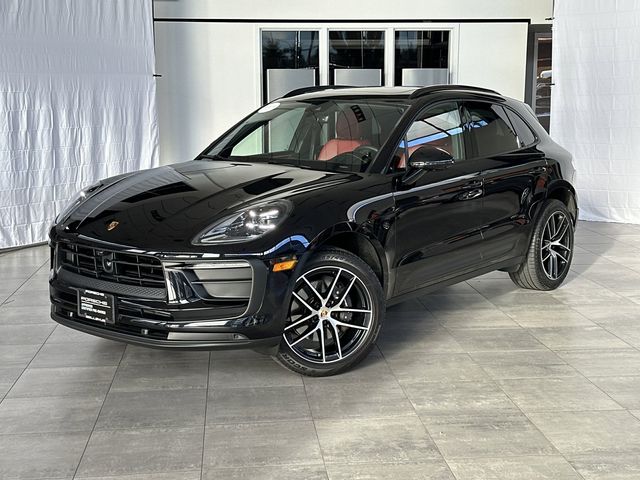 2024 Porsche Macan Base