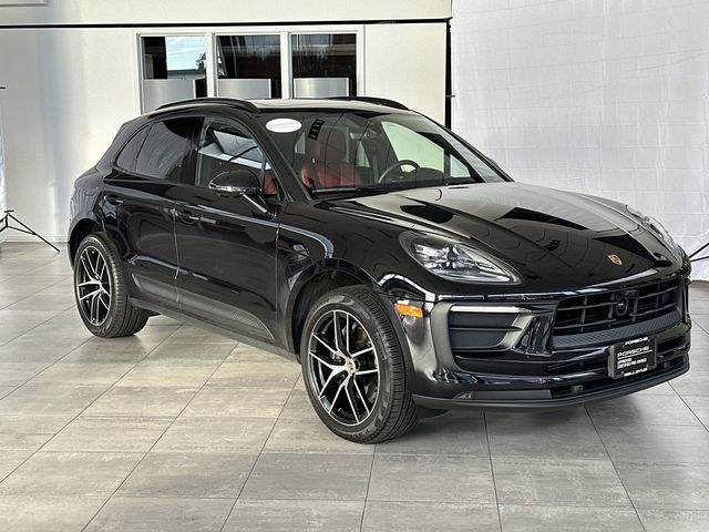 2024 Porsche Macan Base