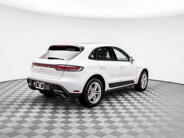 2024 Porsche Macan Base