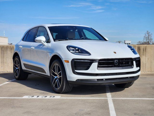 2024 Porsche Macan Base