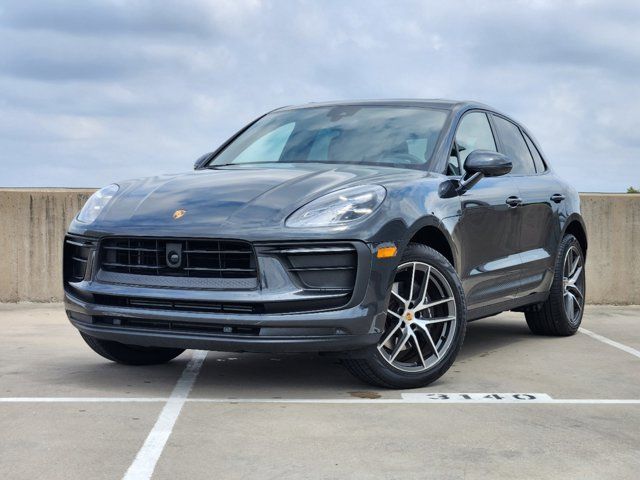 2024 Porsche Macan Base