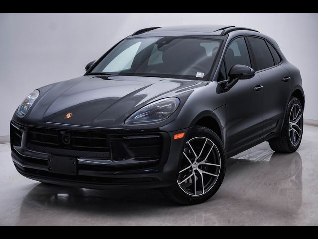 2024 Porsche Macan 