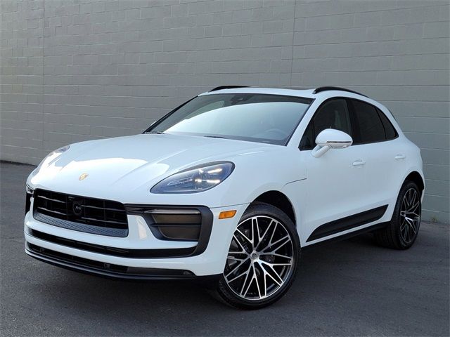 2024 Porsche Macan Base