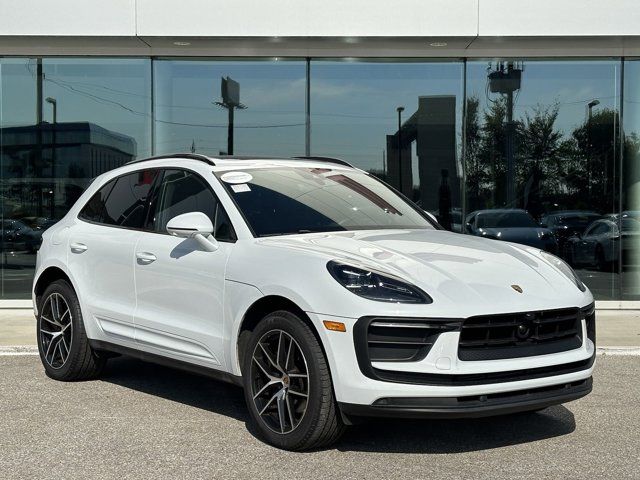 2024 Porsche Macan Base