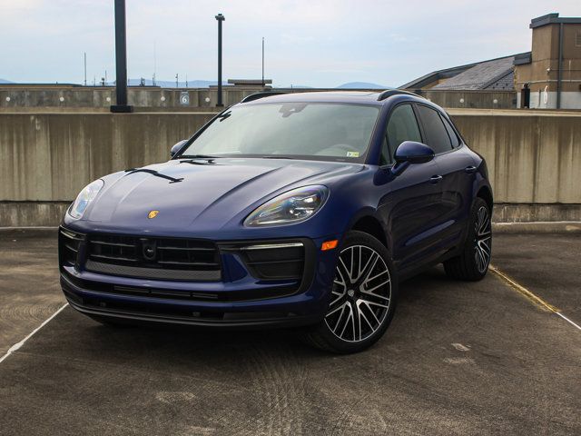 2024 Porsche Macan Base