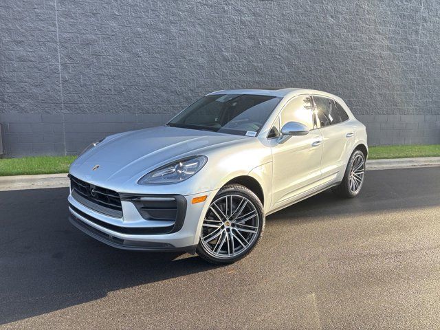 2024 Porsche Macan Base