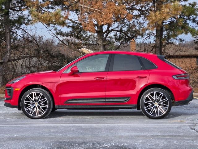 2024 Porsche Macan Base